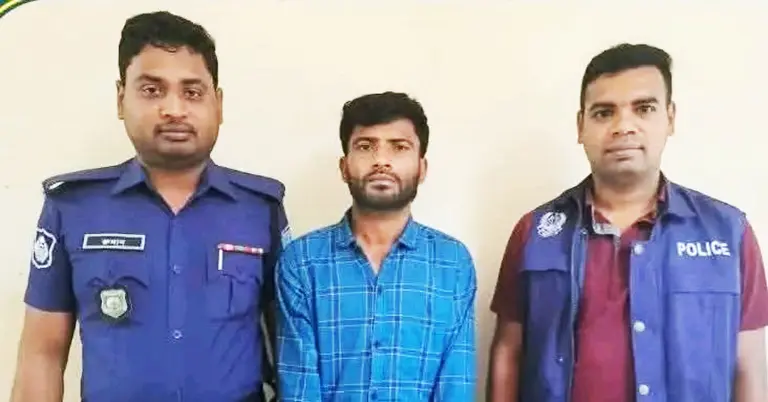 পুলিশের হেফাজতে আটক যুবক